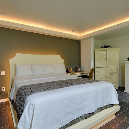 Romantic Inn & Suites دالاس الغرفة الصورة