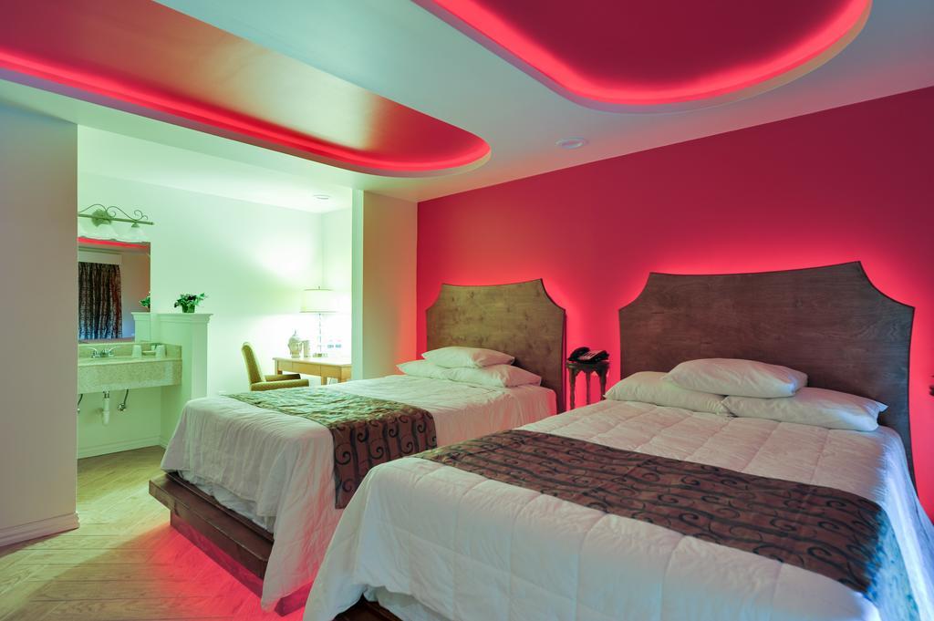 Romantic Inn & Suites دالاس الغرفة الصورة