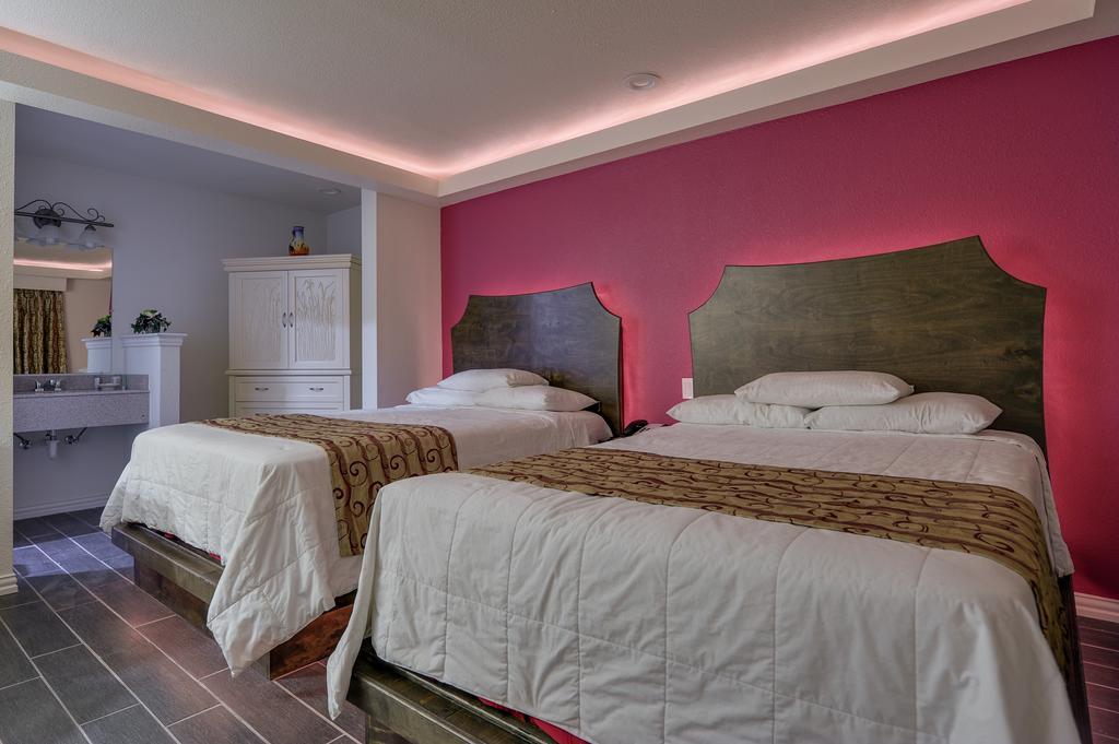 Romantic Inn & Suites دالاس الغرفة الصورة