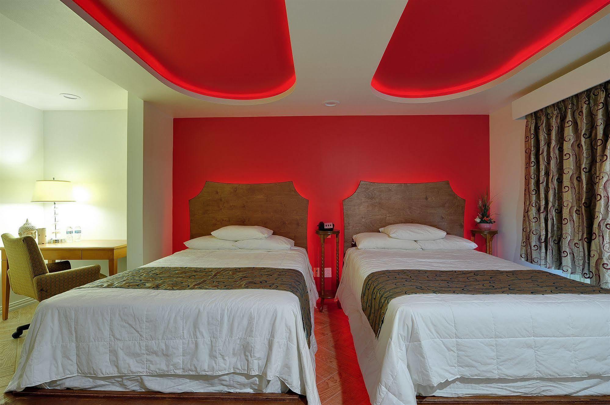 Romantic Inn & Suites دالاس المظهر الخارجي الصورة